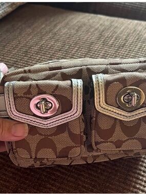 Coach Signature Canvas Double Pocket Wristlet in Brown